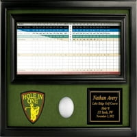 Proaktív sport fekete lyuk egy golfgolyóban és az eredménykártya kijelzőjén