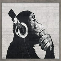 Csimpánz fejhallgatóval a falon fali poszter, 14.725 22.375